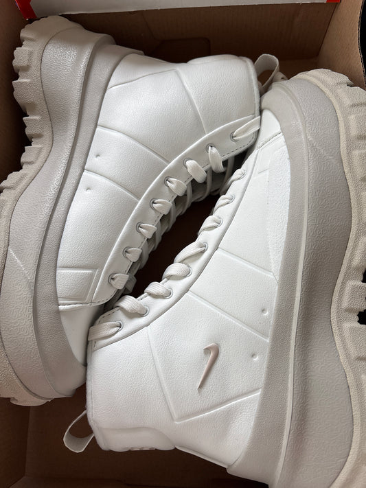 Nike Blazer Roam Mid, creme/grau, Größe wählbar
