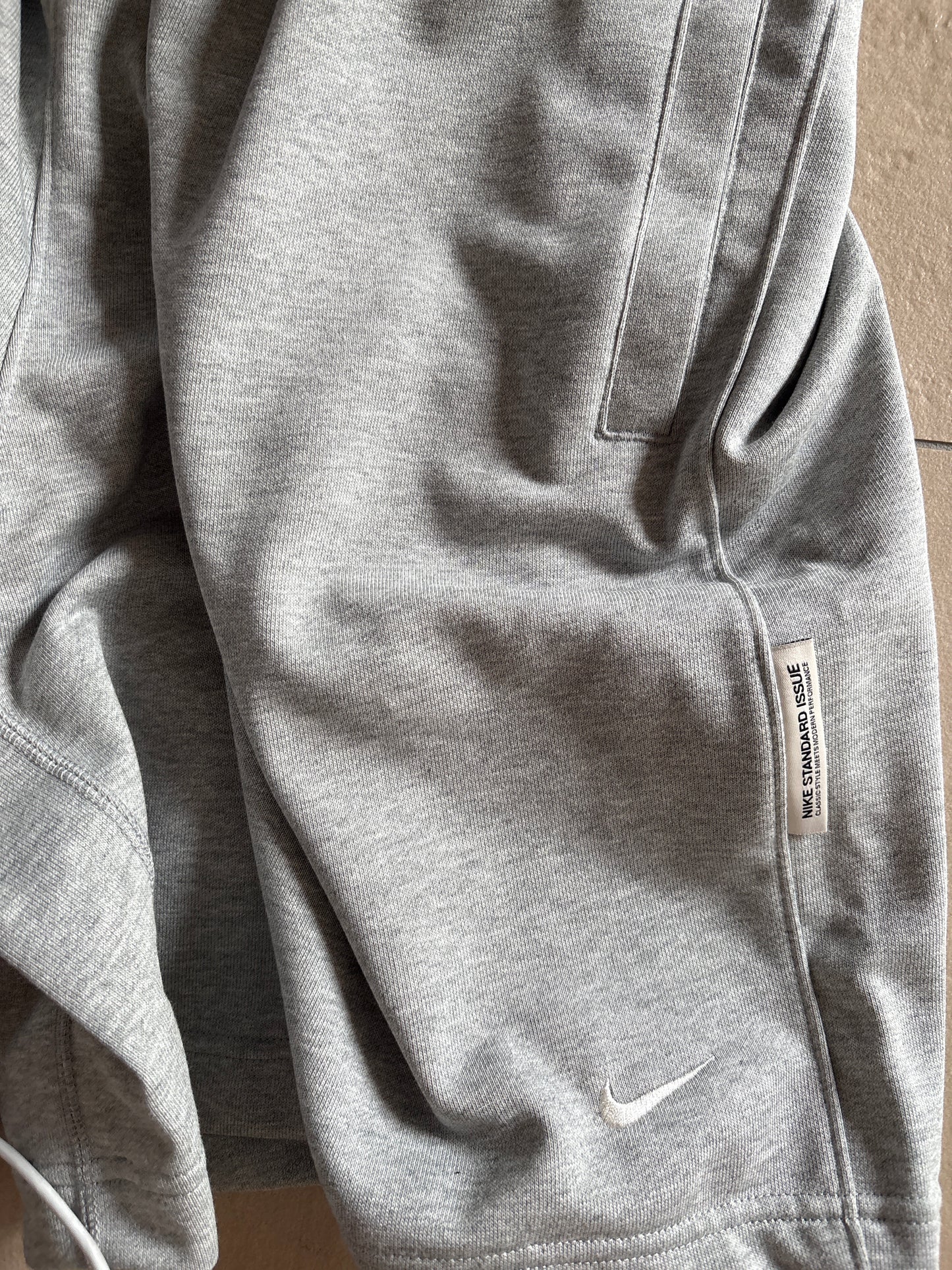 Nike kurze Hose, grau, Größe wählbar