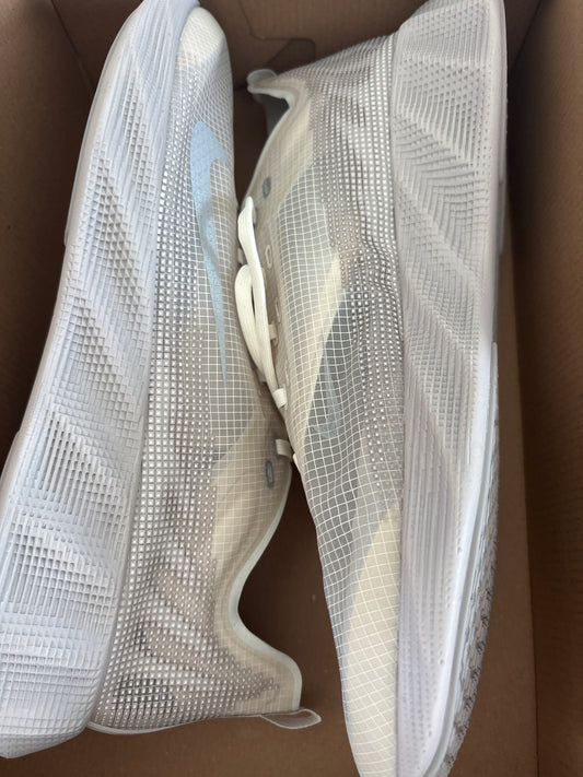 Nike Ava X in Größe 48,5