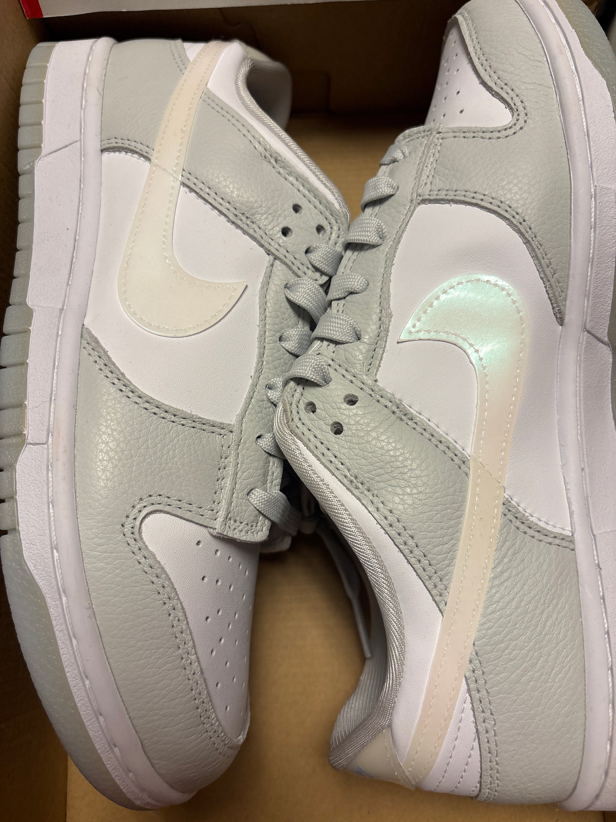 Nike Dunk Low in weiß/grau/pearl, Größe 42