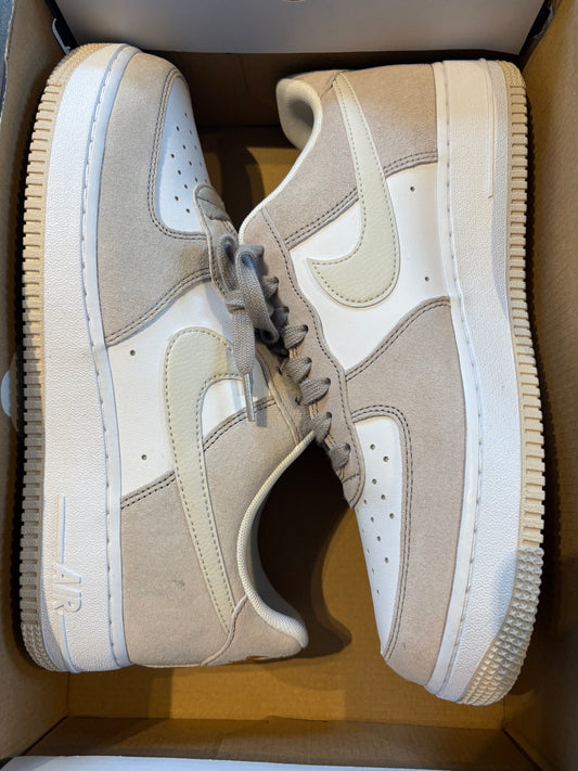 Nike Airforce 1 weiss/hellbeige, Größe 44