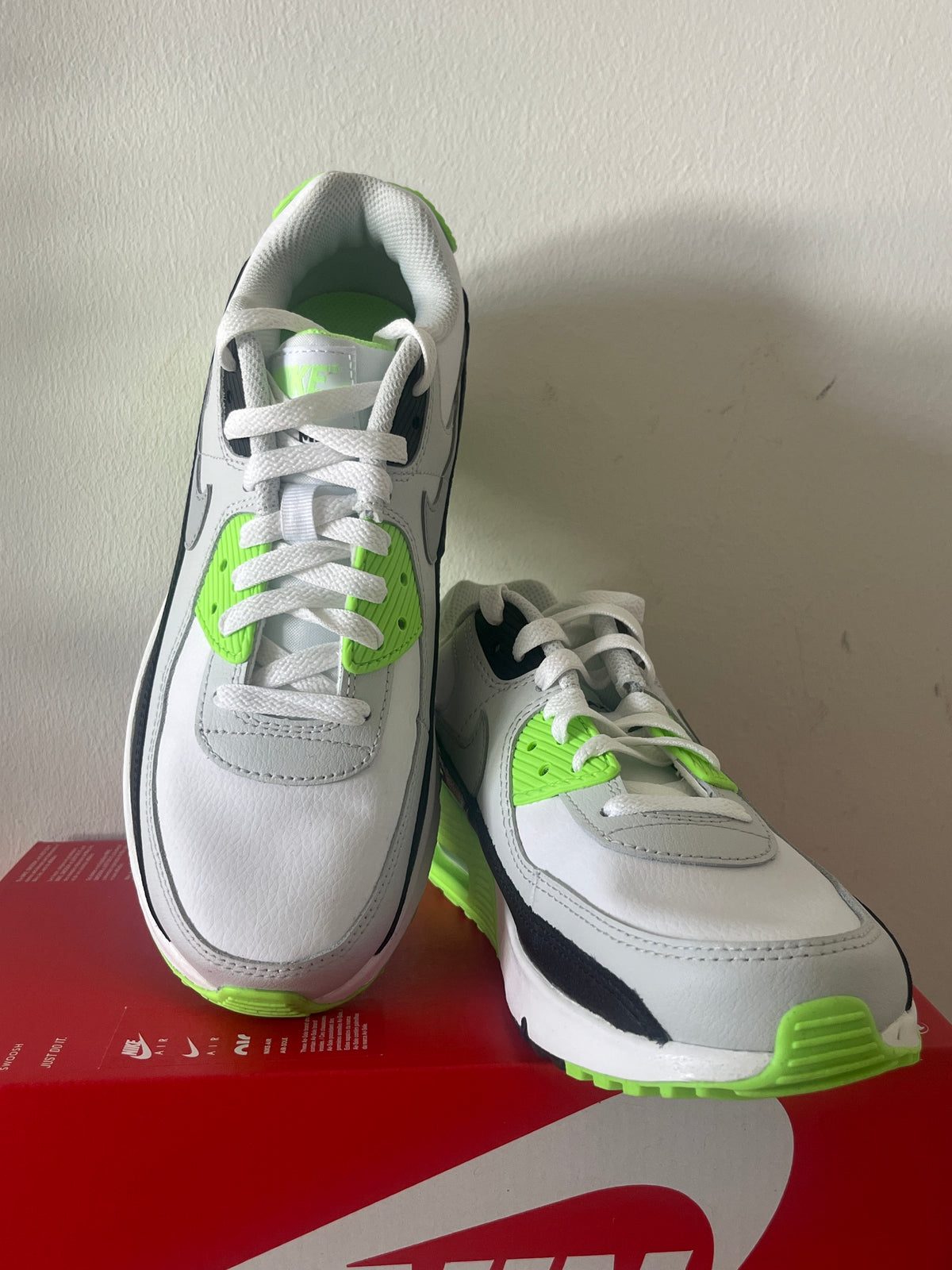 Nike Airmax 90 grau/schwarz/grün/weiss, Größe 39