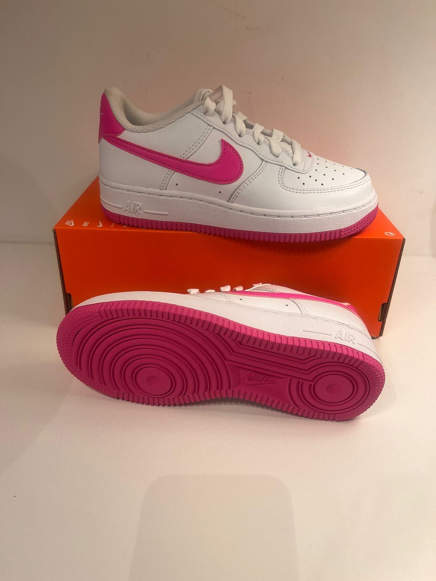 Nike Air Force 1 pink/weiss Größe 35