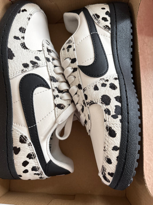 Nike General Field, weiss/schwarz/Leo in Größe 38