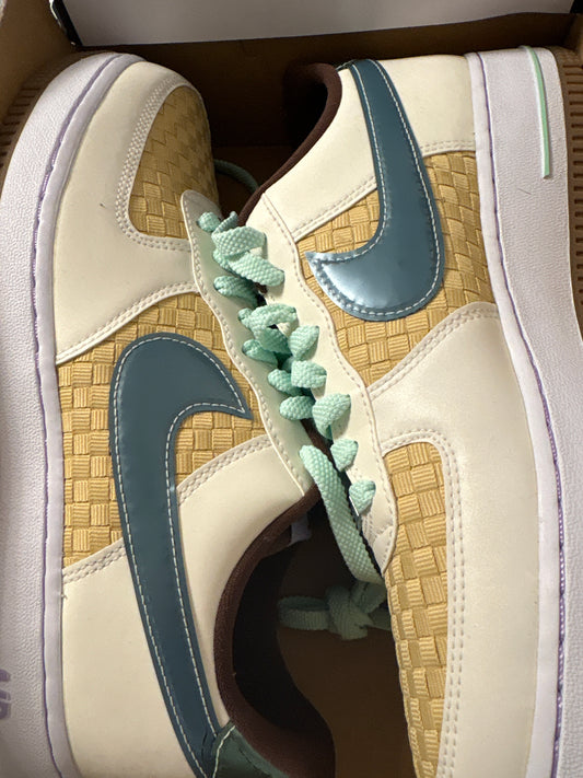 Nike Air Force 1, bunt, Größe 40,5
