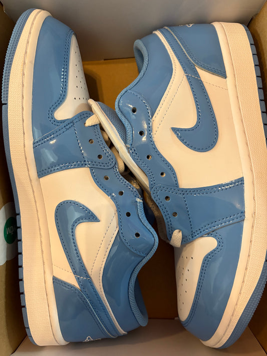 Nike Air Jordan 1 Low weiss/hellblau Lack, Größe wählbar