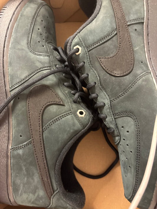 Nike Air Force 1 dunkelblau, Größe 44,5