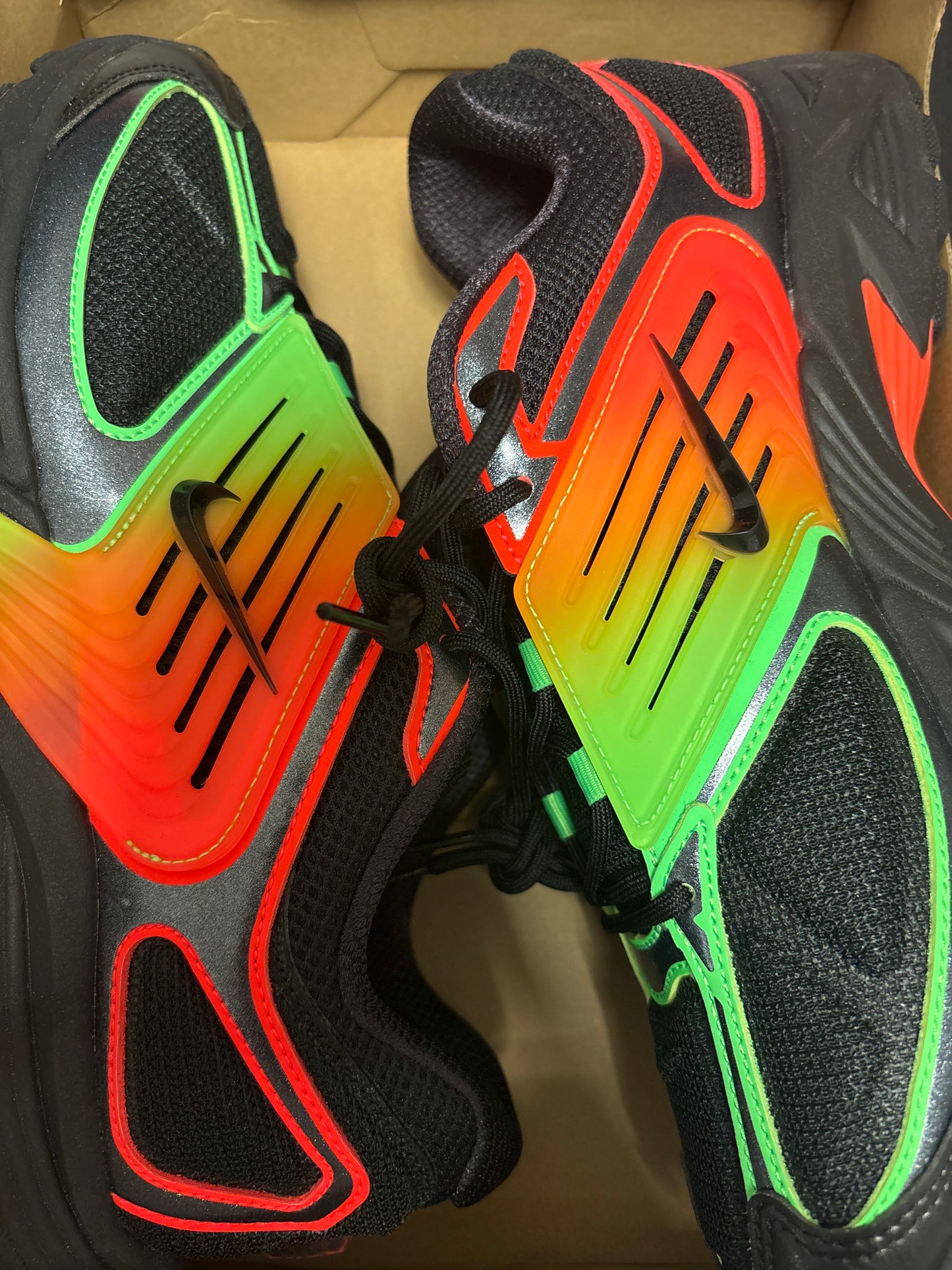 Nike Air Pegasus Wave, schwarz/rot/grün, Größe 44
