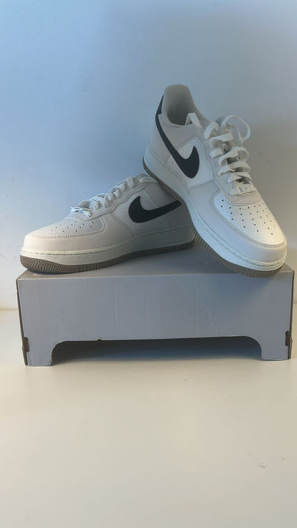 Nike Air Force 1 weiss/hellcreme/schwarz, Größe wählbar