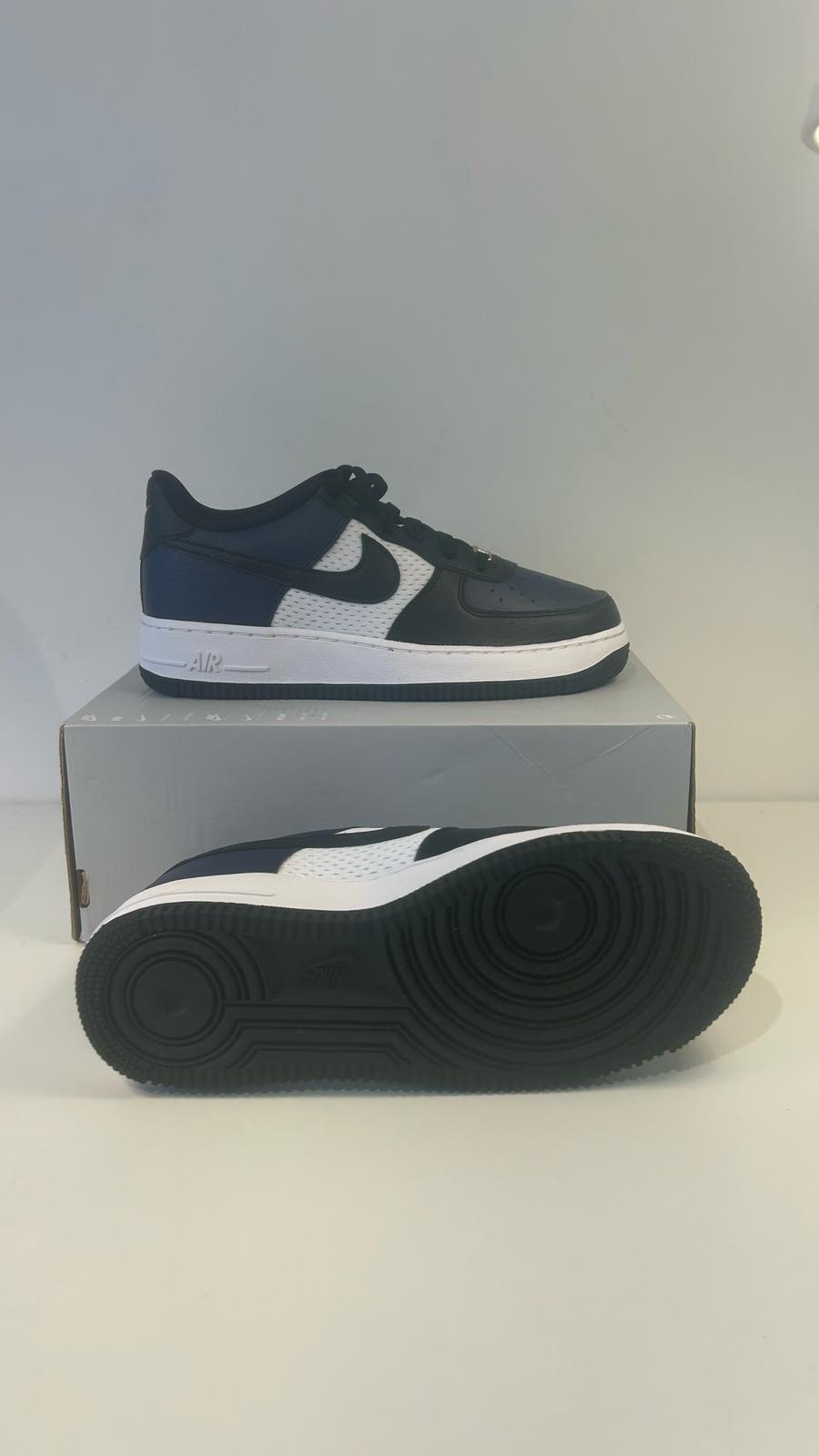Nike Air Force 1 weiss/dunkel/schwarz, Größe wählbar