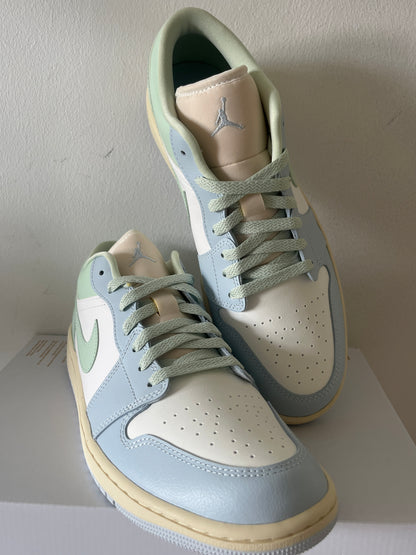 Air Jordan 1 Low in beige/mint/hellblau/weiß, Größe 43