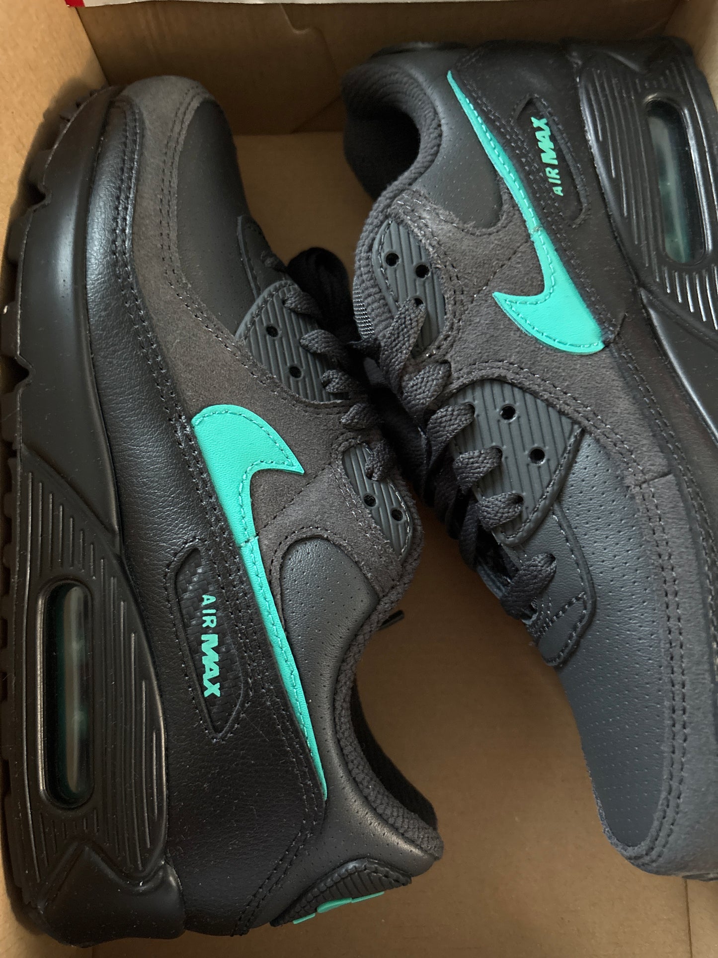 Nike Air Max 90 in schwarz/türkis, Größe 39