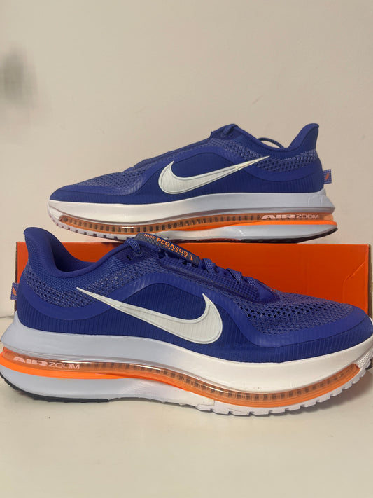 Nike Pegasus Premium in blau/weiß/orange, Größe 45,5