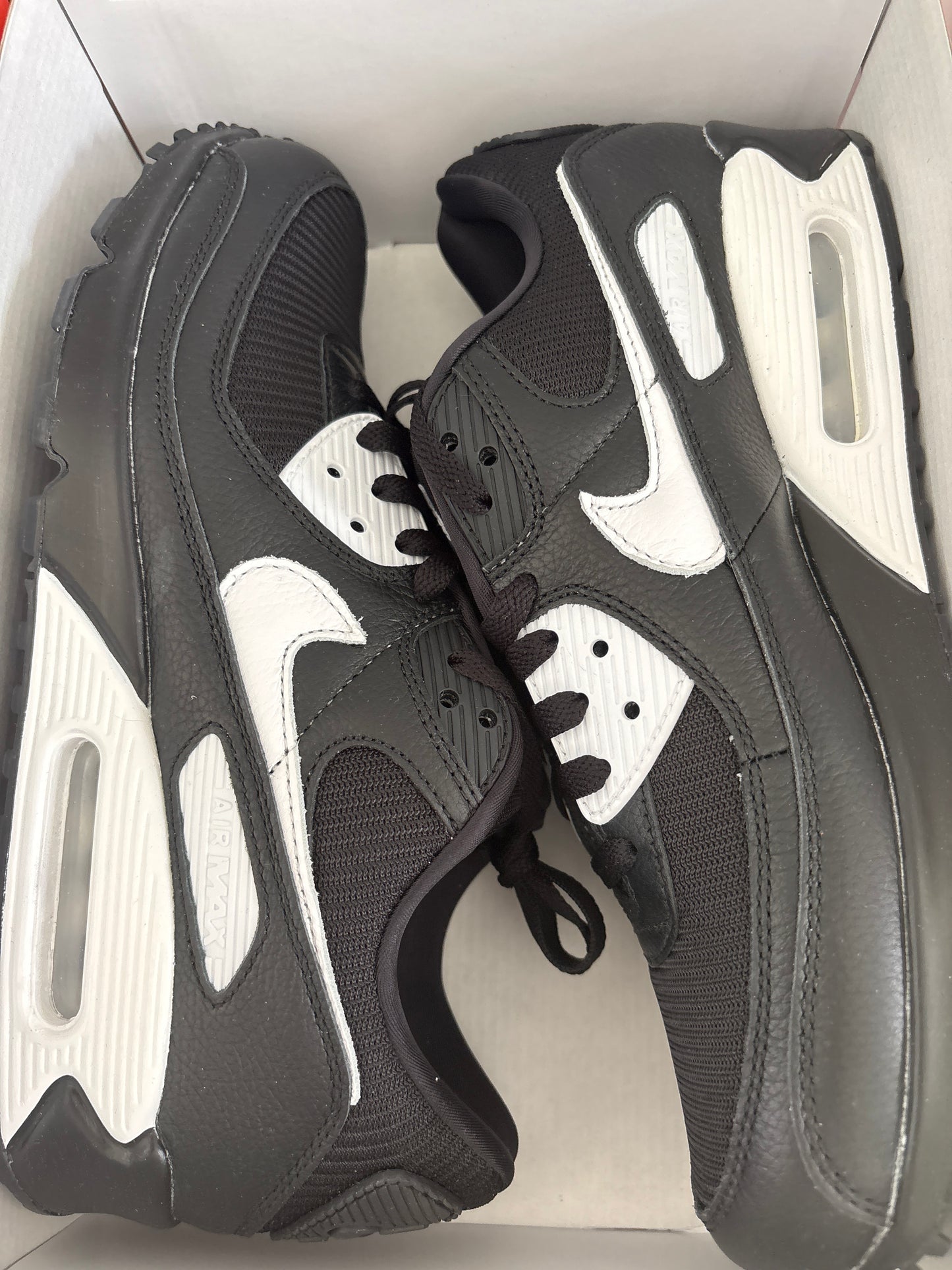 Nike Air Max 90, schwarz/weiss in Größe 44