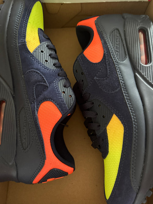 Nike Air Max 90 dunkelblau/bunt, Größe 43