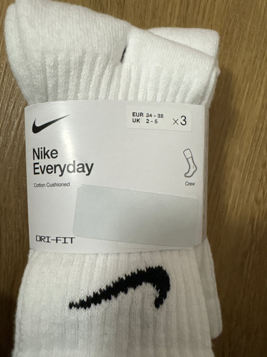 Nike Socken, 3er Pack in weiss, Größe 34-38