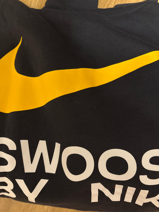 Nike Hoodie, Größe wählbar in schwarz/orange/muster