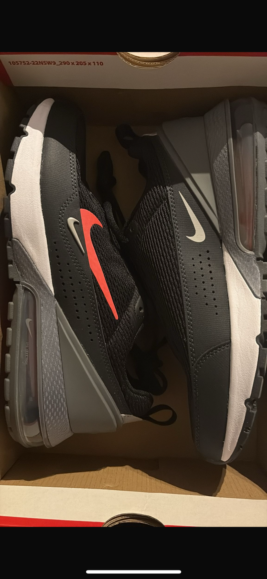 Nike Air Max Pulse schwarz/grau/weiss/rot Gr. 38