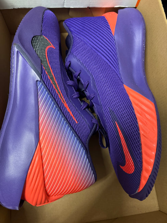 Nike G.T. Jump Academy, in lila, Größe 41