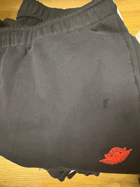 Nike kurze Jordan Hose, schwarz/rot, Größe wählbar