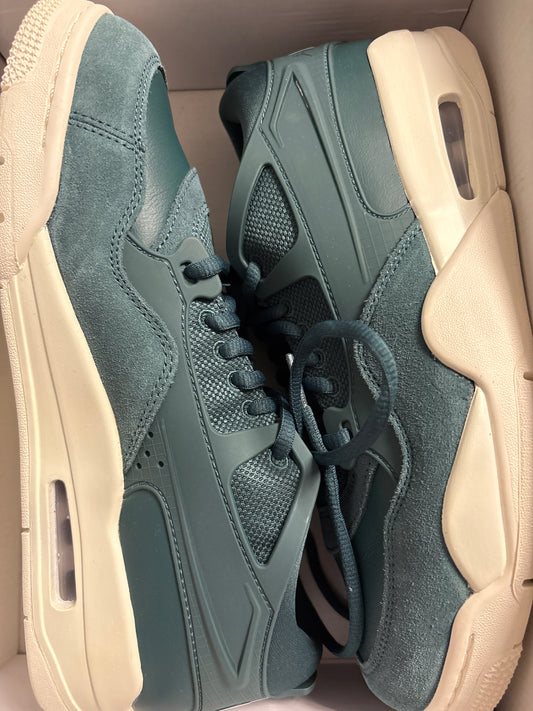 Nike Air Jordan 4 RM in dunkelgrün , Größe 38