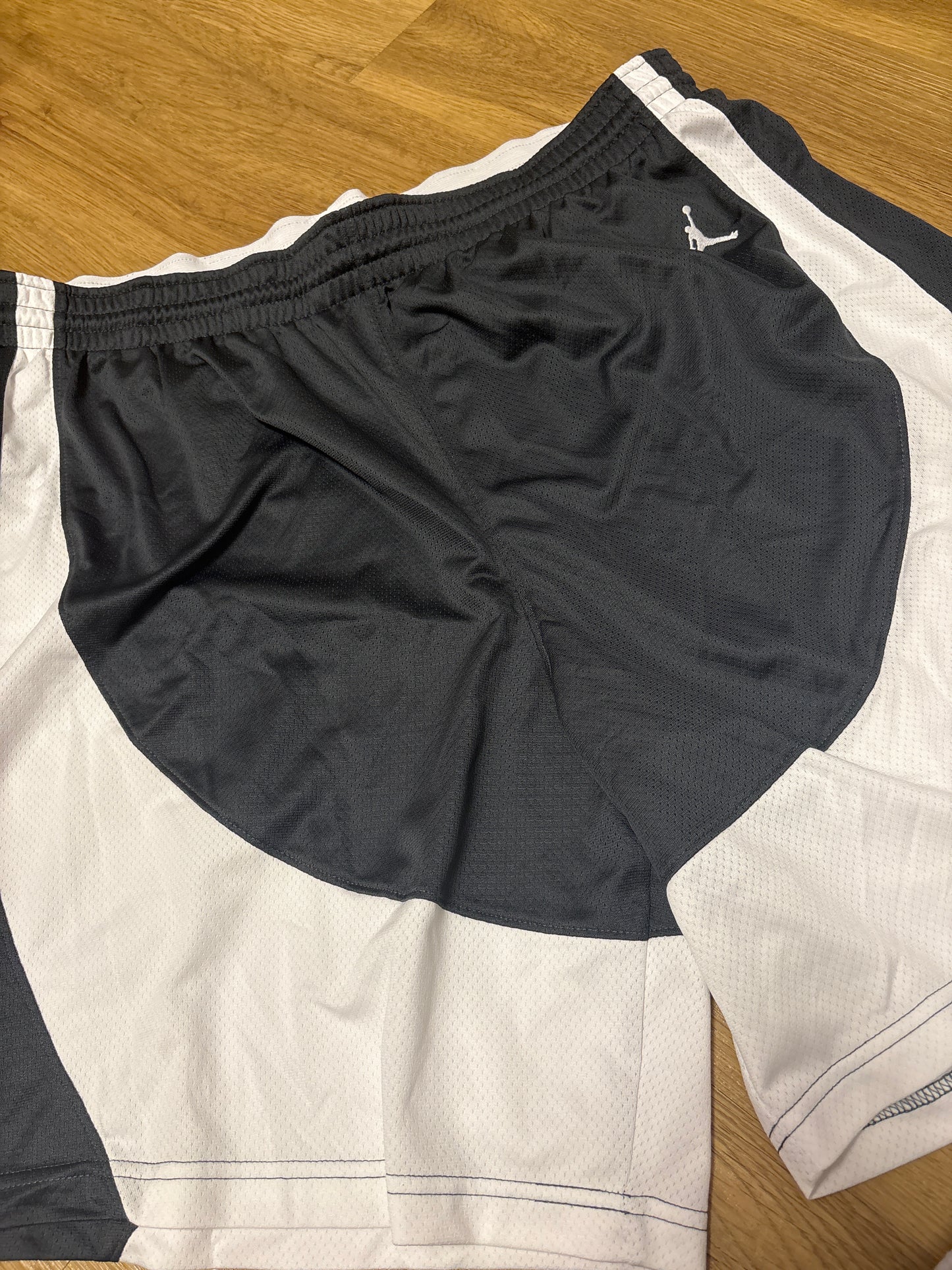 Jordan Shorts in schwarz/weiß, Größe XXL