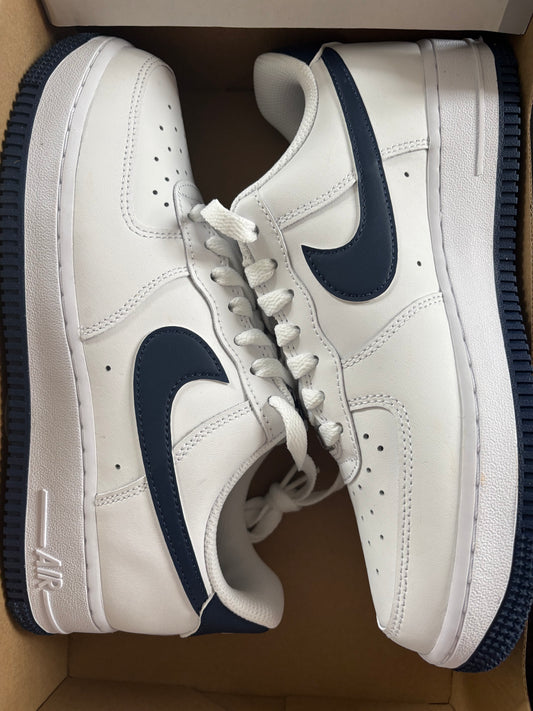 Nike Air Force 1 weiss/dunkelblau, Größe 40