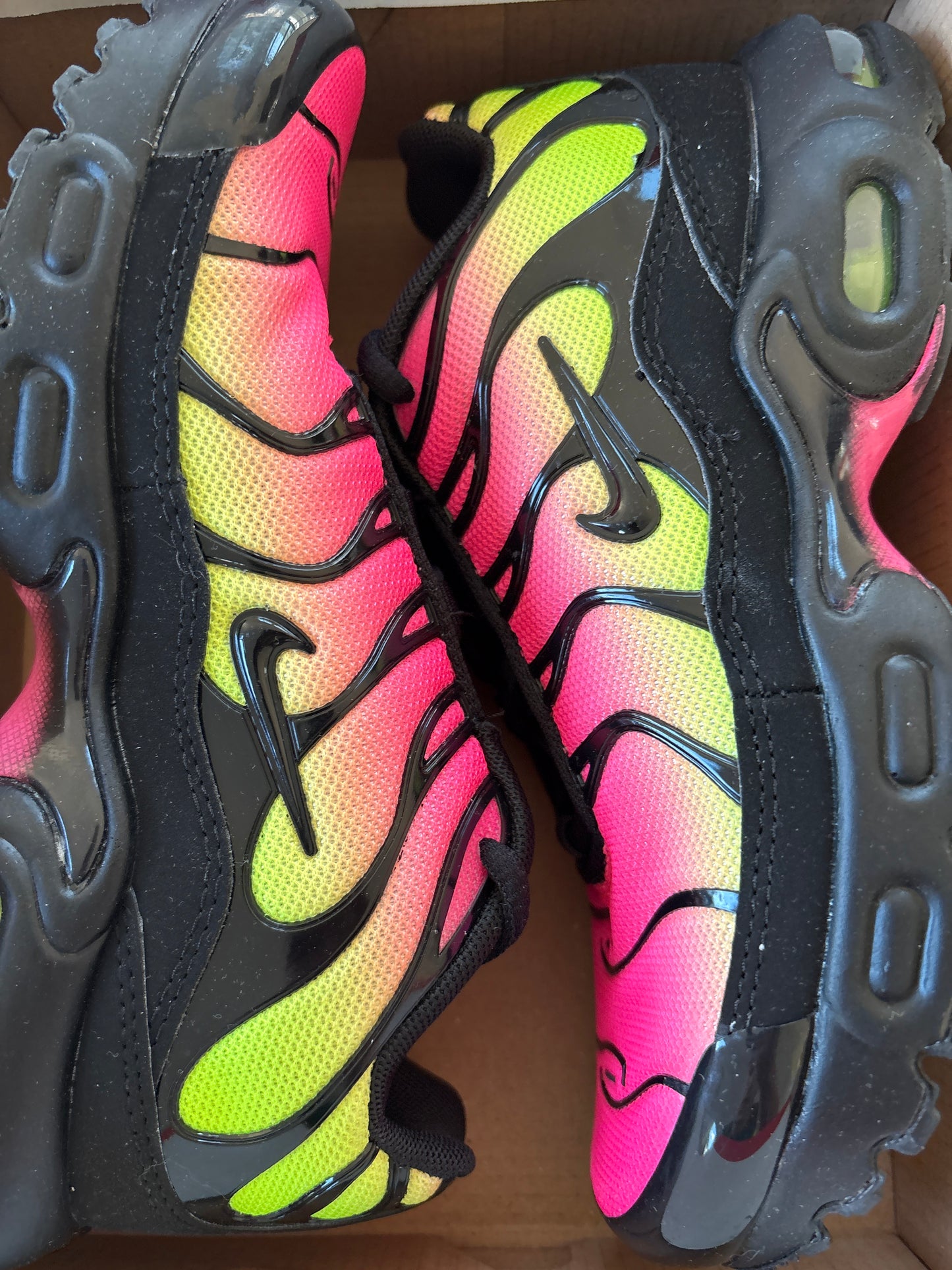 Nike AirMax Plus TN in bunt, Gr. 33,5
