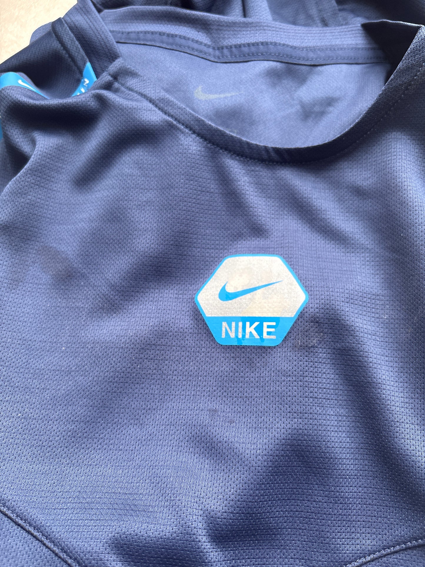 Nike Trainingsshirt, Größe M in blau