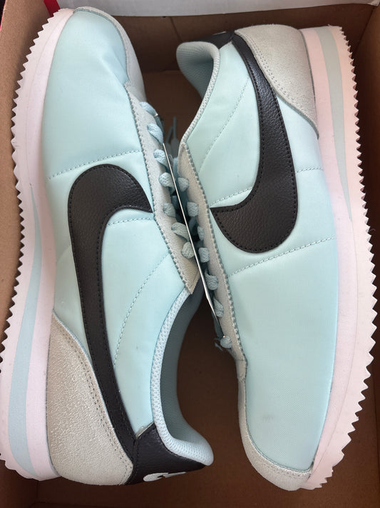 Nike Cortez hellblau/schwarz, Größe 44,5