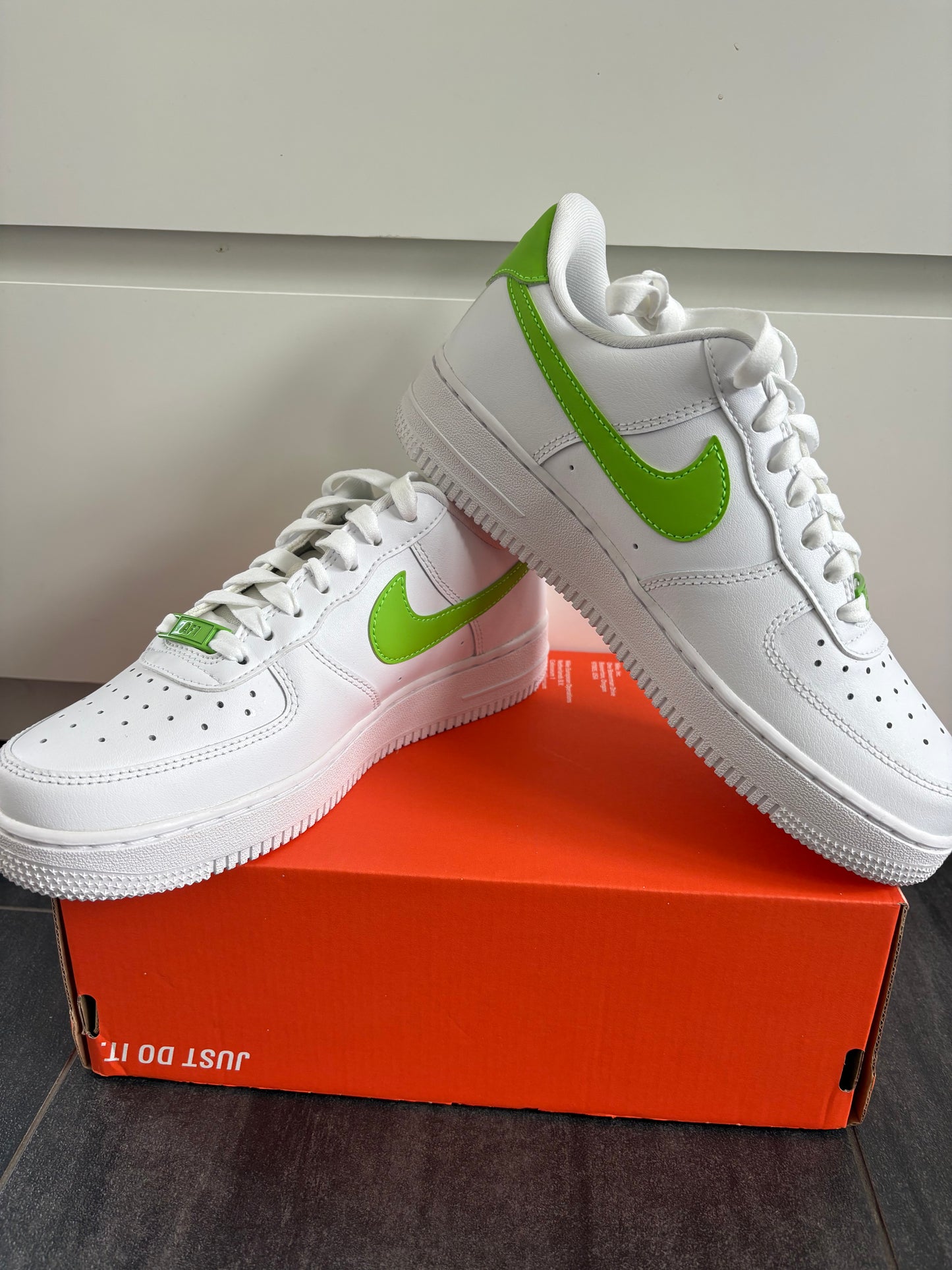 Nike Air Force 1 weiss/hellgrün Größe 38