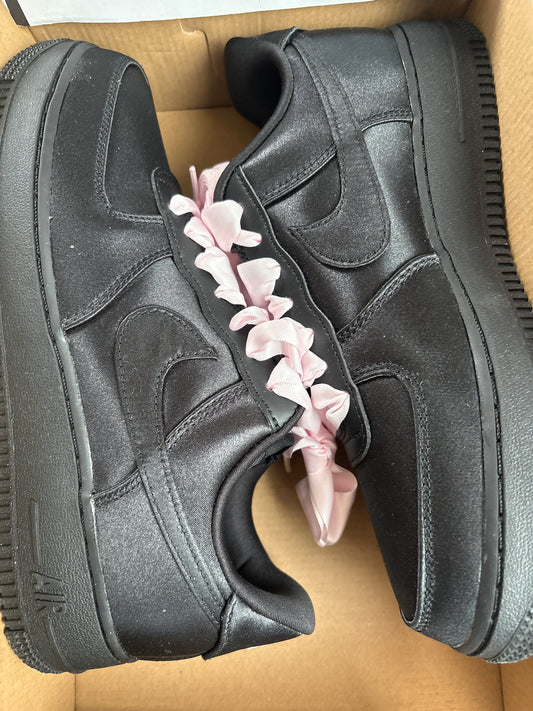 Nike Air Force 1 Größe 39 in schwarz/rosa