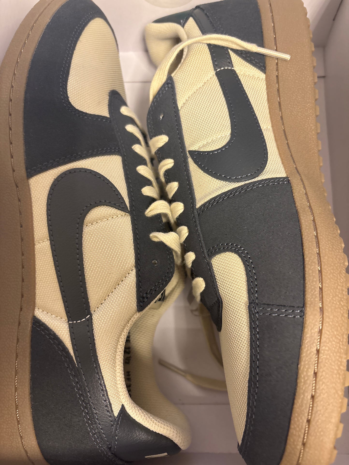 Nike General Field, Größe 47