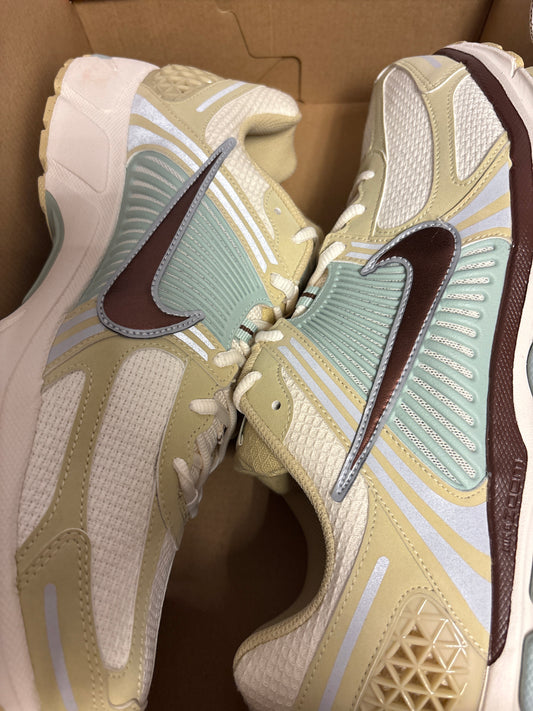 Nike Zoom Vomero 5 Größe 47,5