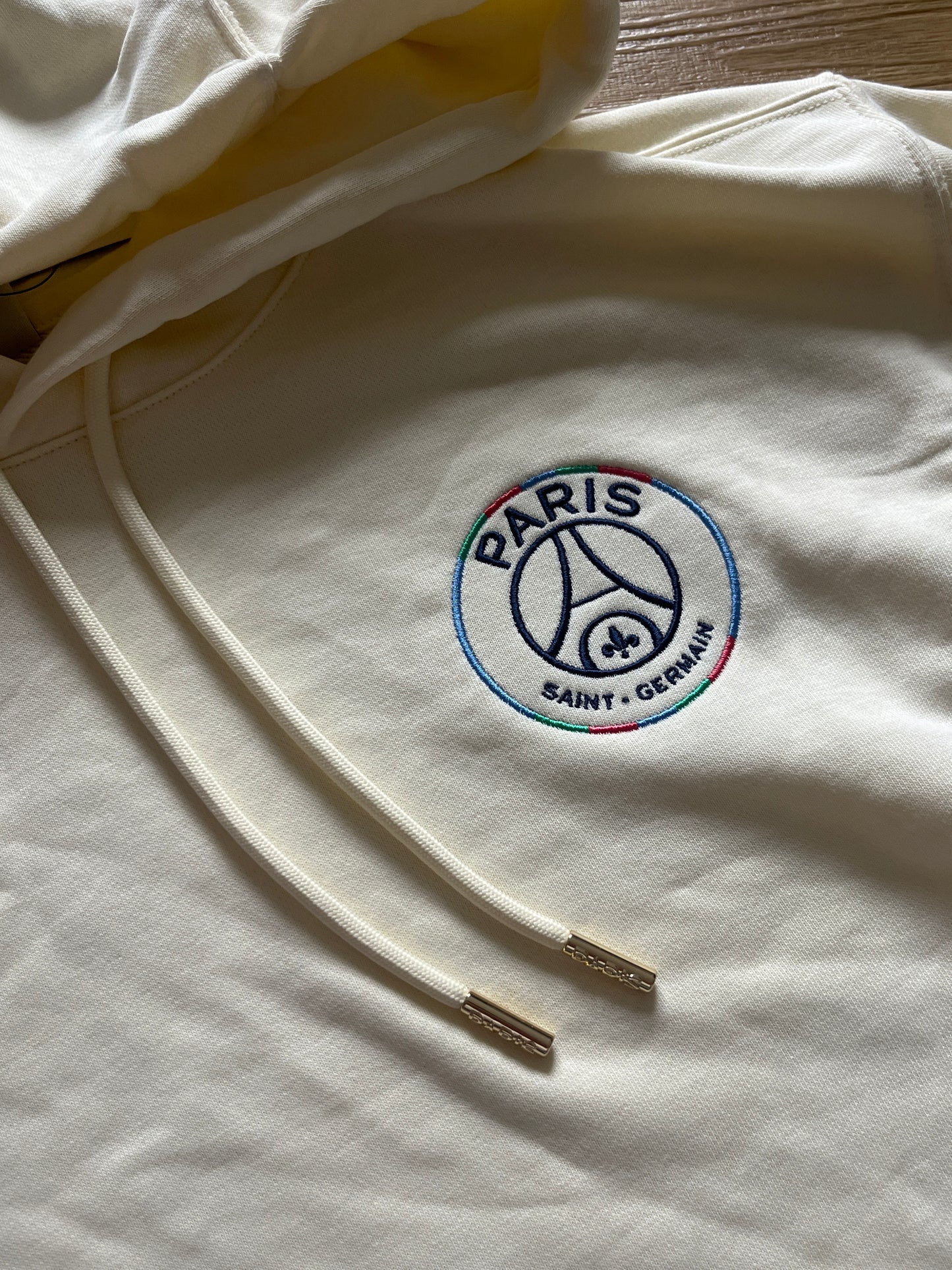 Nike x Paris Saint Germain Hoodie in creme, Größe M