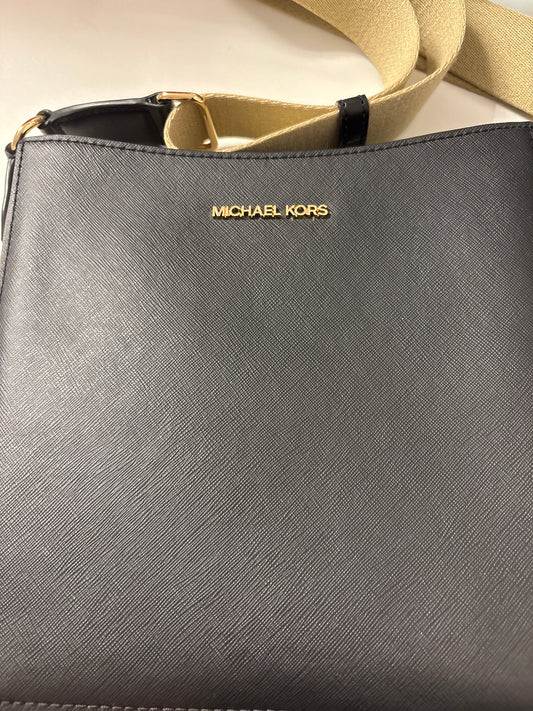 Michael Kors Messenger Tasche Jet Set Travel in schwarz
