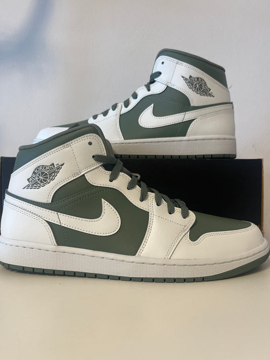 Air Jordan 1 MID khaki/weiß, Größe 46