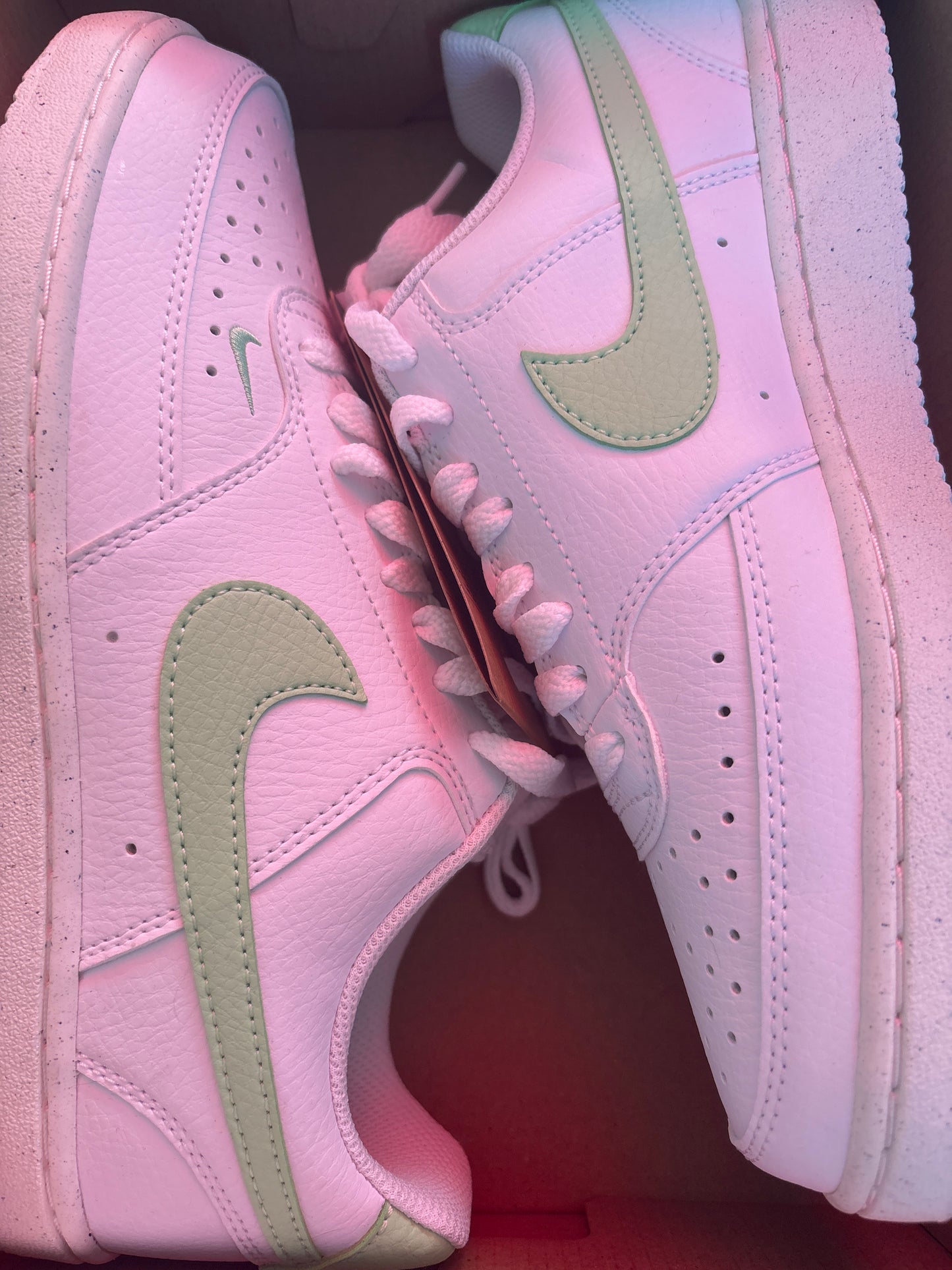Nike Court Vision Low, Gr. 39 in weiss/grün