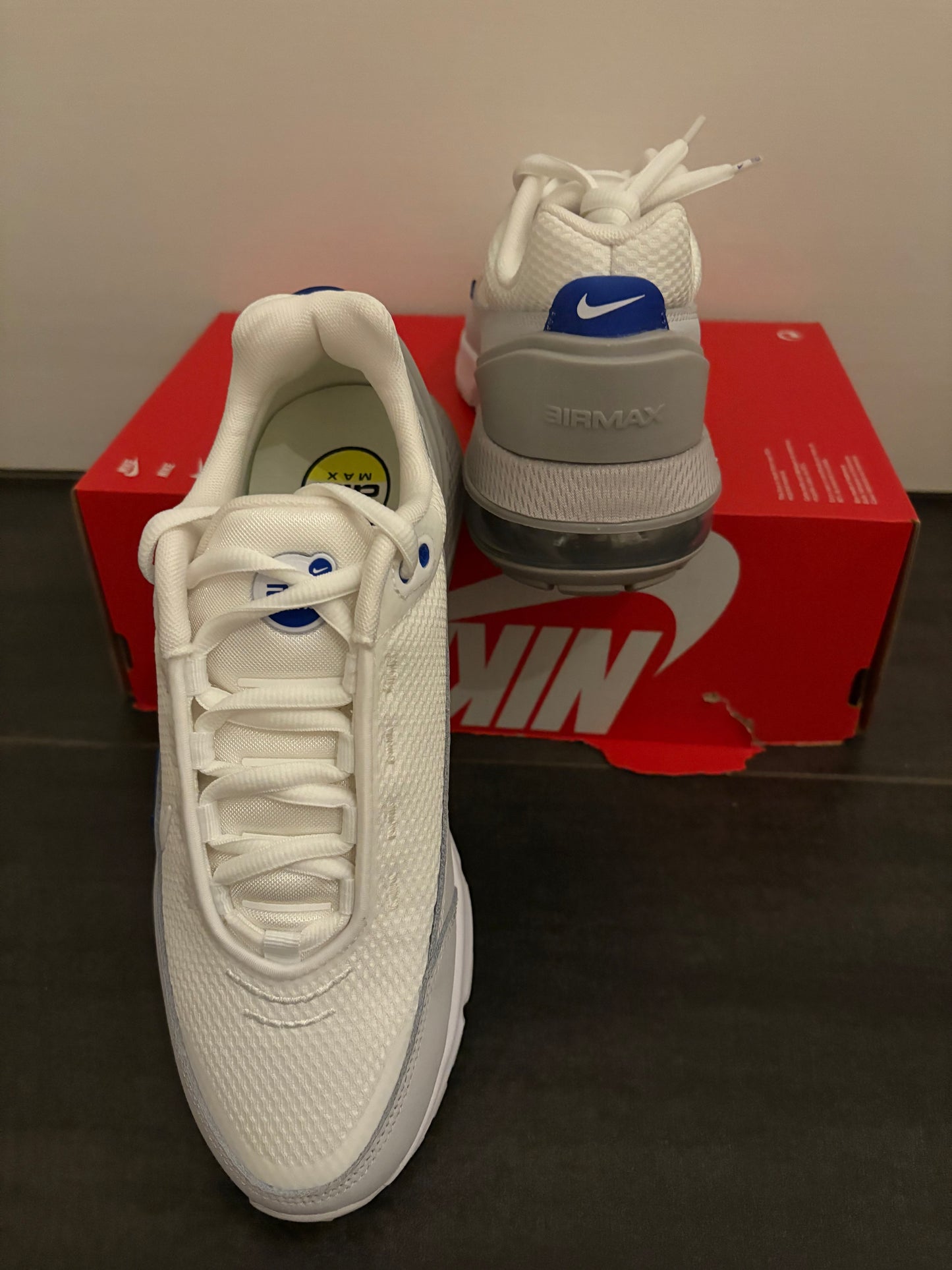 Nike Airmax Pulse weiss/grau, Gr. Wählbar