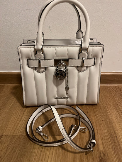Michael Kors Hamilton Tasche klein in weiss glänzend