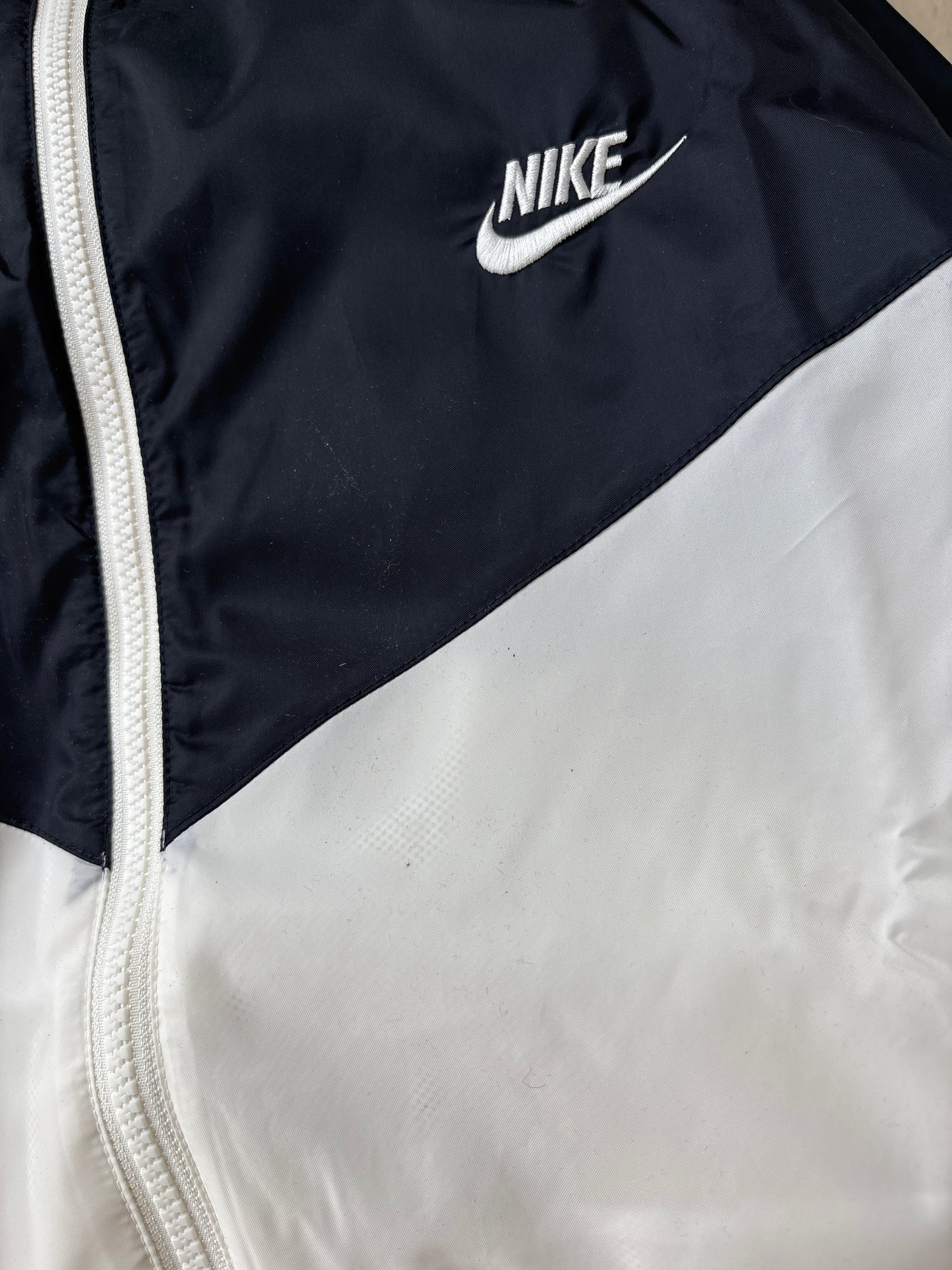 Nike Jacke schwarz/creme, Größe wählbar