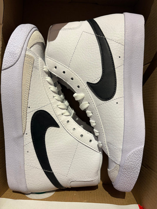Nike Blazer, schwarz/weiss, Größe wählbar