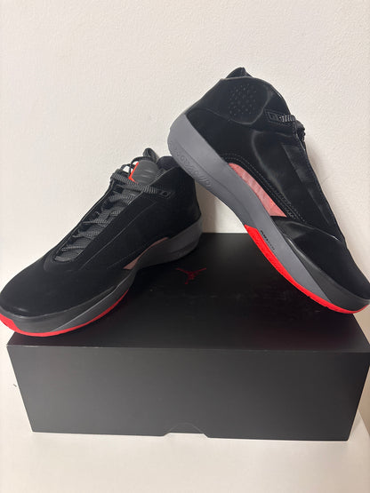 Nike Air Jordan 40, Größe 42,5 in schwarz
