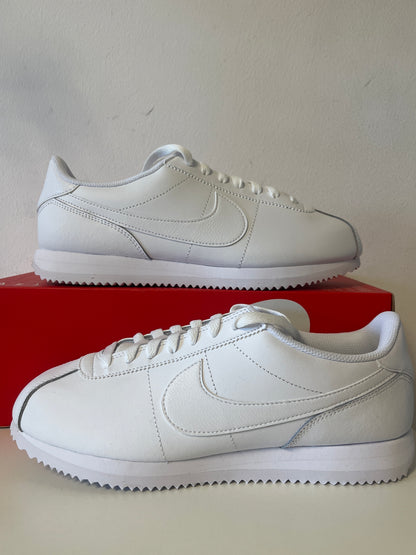 Nike Cortez in weiß, Größe wählbar