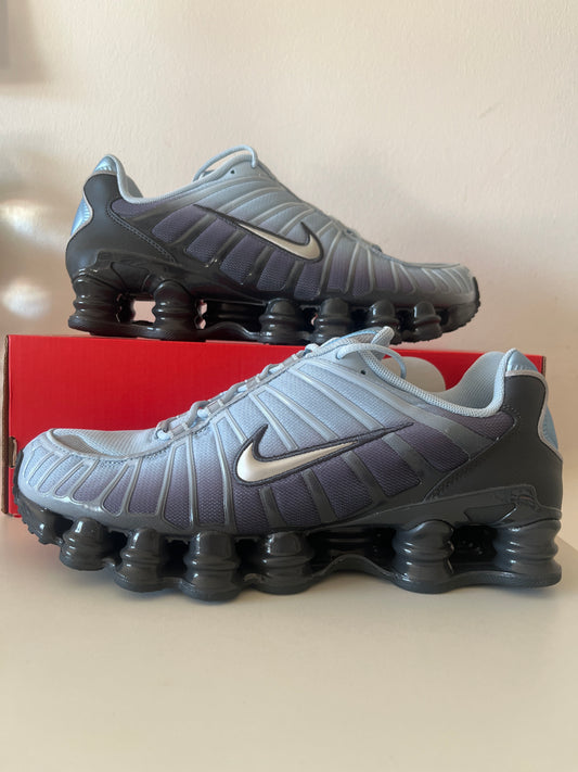 Nike Shox TL in schwarz/Blautöne, Größe 43