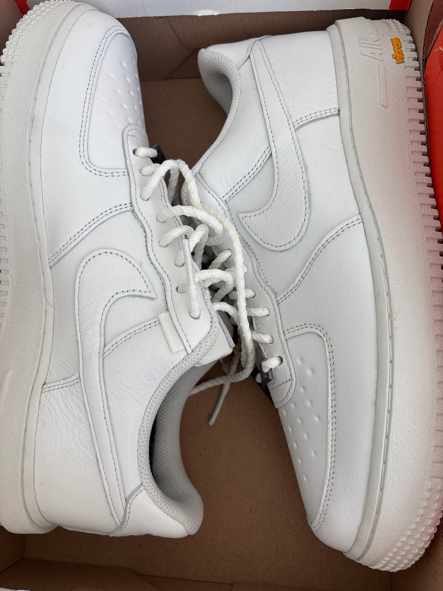 Nike Air Force 1 Vibram Gr. 42,5 weiss