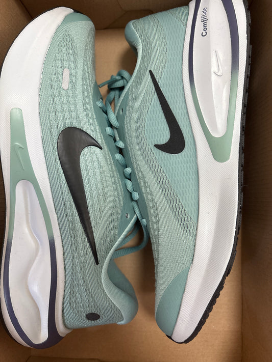 Nike Journey Run ,  Größe 38,5