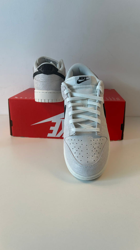 Nike Dunk low grau/schwarz/glänzed, Größe wählbar