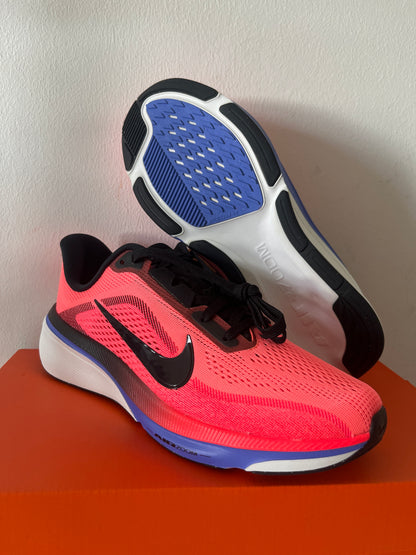 Nike Air Zoom Pegasus 42 in neonpink/blau/weiß/schwarz, Größe 39