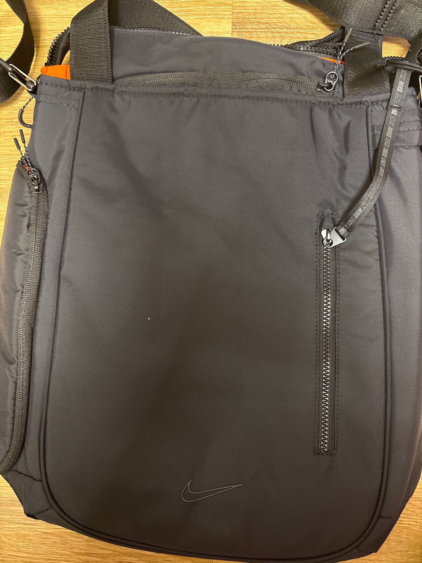 Nike Umhängetasche in schwarz